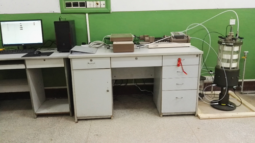 西安理工大学 unsat 非鼓和土三轴仪